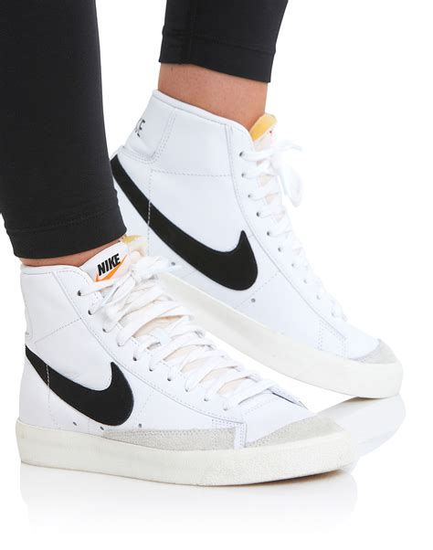 Nike Blazer Mid 77 Women